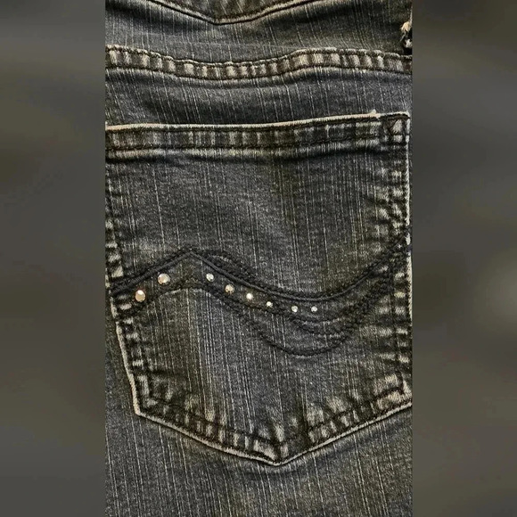 Lee, Size 10, Slender Secret Bootcut Denim - Picture 7 of 10
